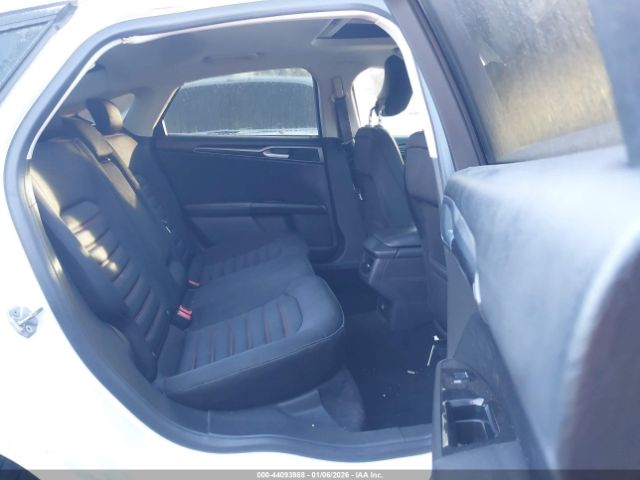 Ford Fusion Se Image 12