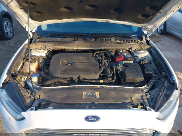 Ford Fusion Se Image 6