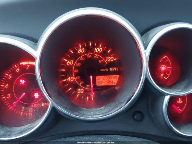 Toyota Matrix Xr Image 9