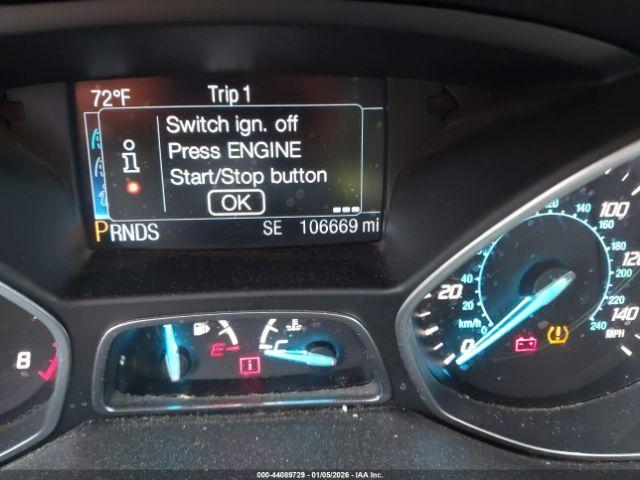 Ford Escape Titanium Image 3