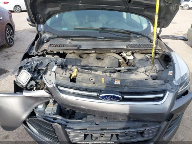 Ford Escape Titanium Image 10