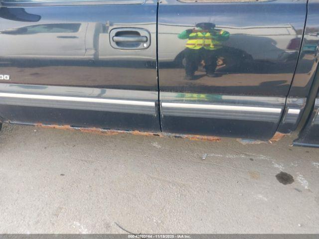 Chevrolet Silverado 1500 Ls Image 10