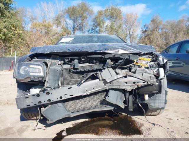 Chrysler 300 300s Image 5