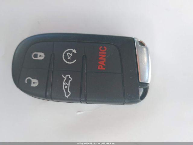 Chrysler 300 300s Image 9