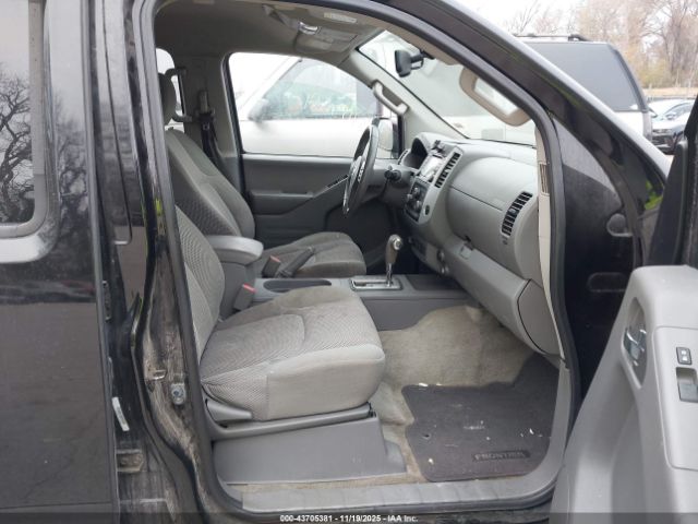 Nissan Frontier Sv Image 15