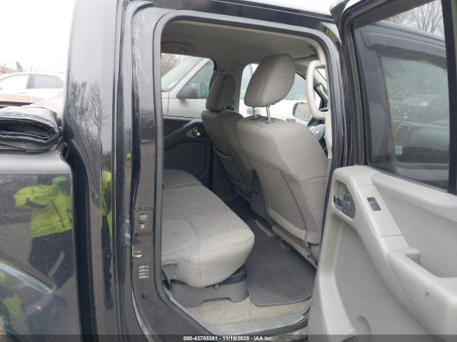 Nissan Frontier Sv Image 16