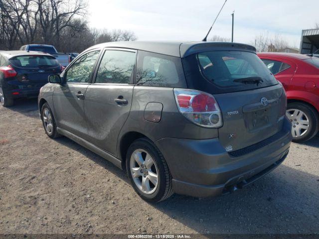 Toyota Matrix Xr Image 2