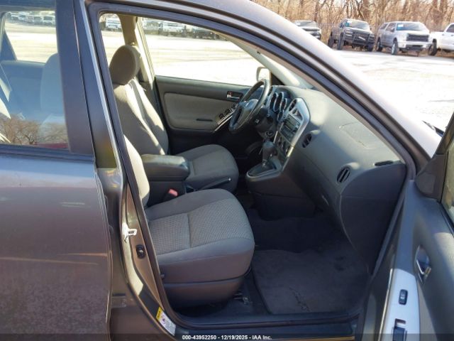 Toyota Matrix Xr Image 6