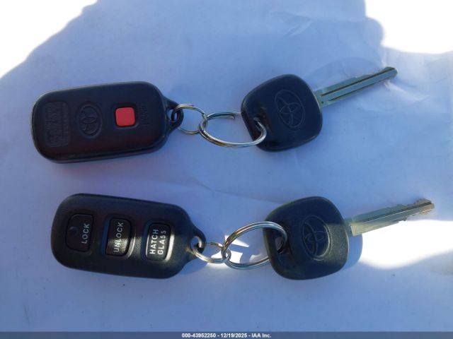 Toyota Matrix Xr Image 11