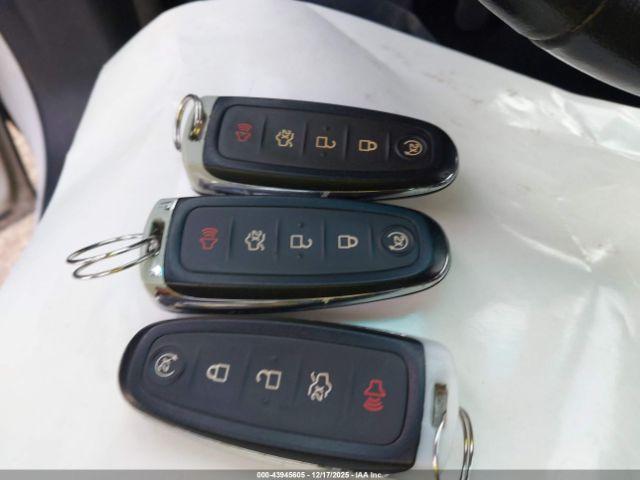 Ford Explorer Sport Image 7