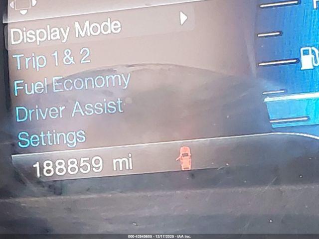 Ford Explorer Sport Image 10