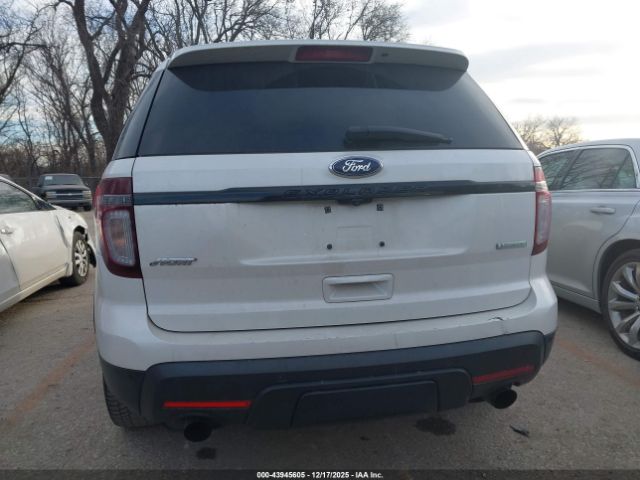 Ford Explorer Sport Image 9