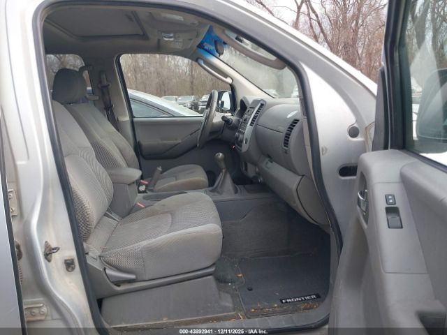 Nissan Frontier Se Image 16