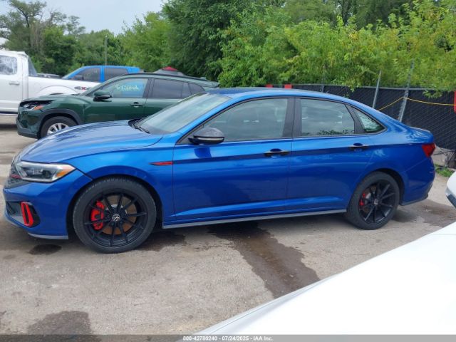 Volkswagen Jetta 40th Anniversary Edition Image 14