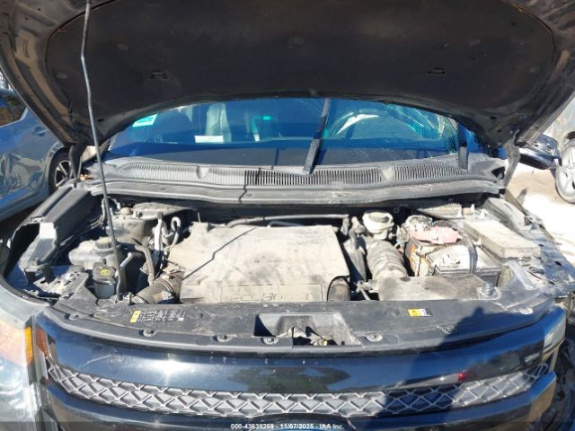 Ford Explorer Sport Image 9