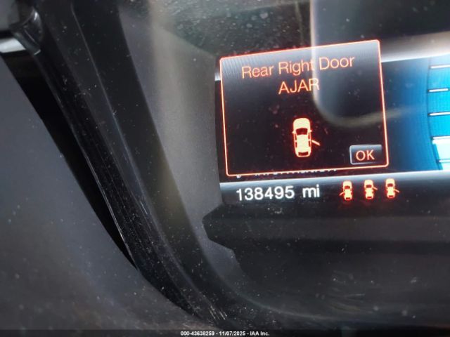 Ford Explorer Sport Image 13