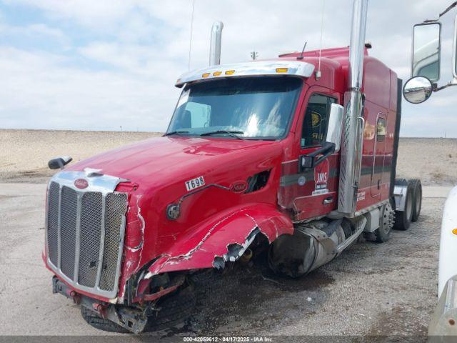 Peterbilt 579 Image 5