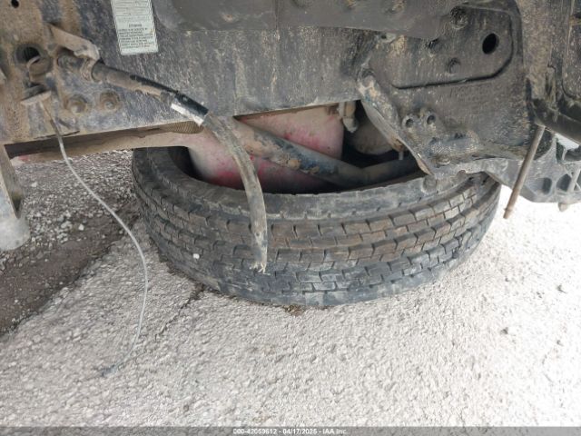 Peterbilt 579 Image 3