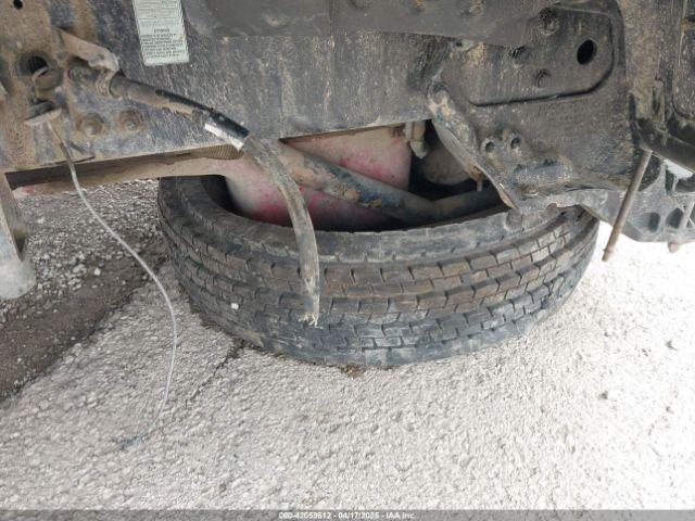 Peterbilt 579 Image 3