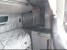 Peterbilt 579 Image 13