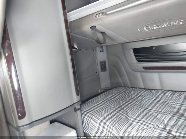Peterbilt 579 Image 14