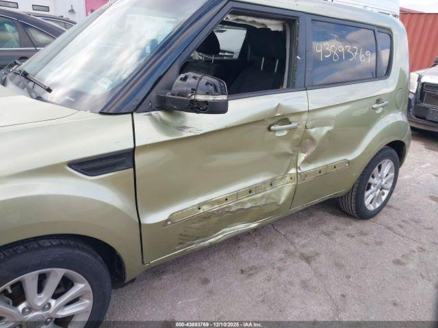 Kia Soul + Image 7