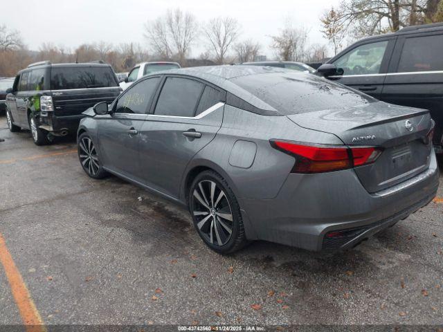 Nissan Altima Sr Vc-turbo Fwd Image 15