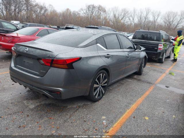 Nissan Altima Sr Vc-turbo Fwd Image 13