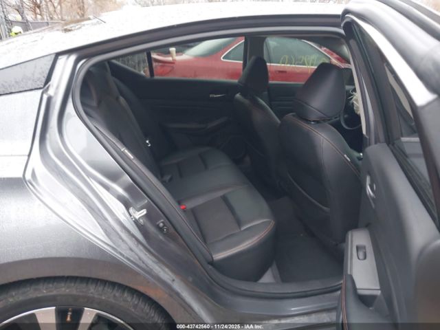 Nissan Altima Sr Vc-turbo Fwd Image 17