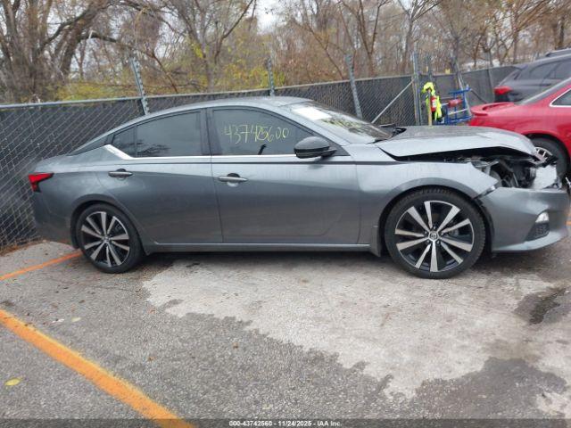 Nissan Altima Sr Vc-turbo Fwd Image 9