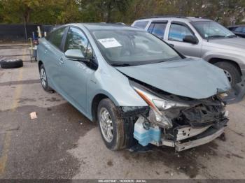  Salvage Toyota Prius