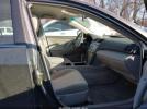 Toyota Camry Le Image 7