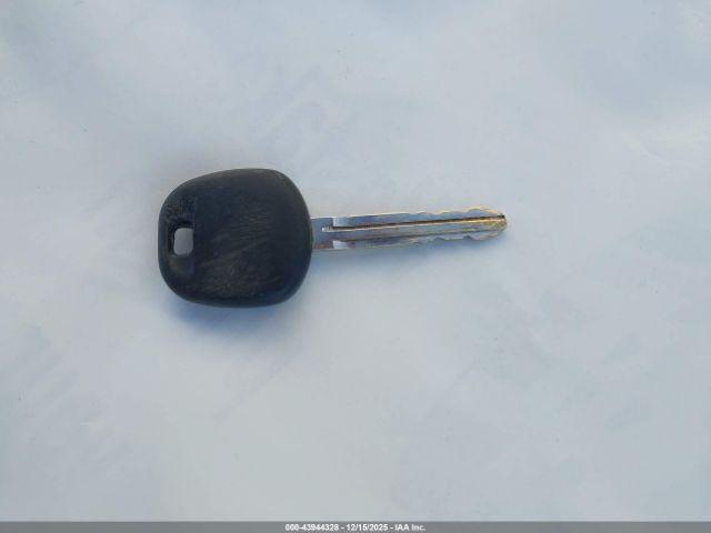 Toyota Camry Le Image 11