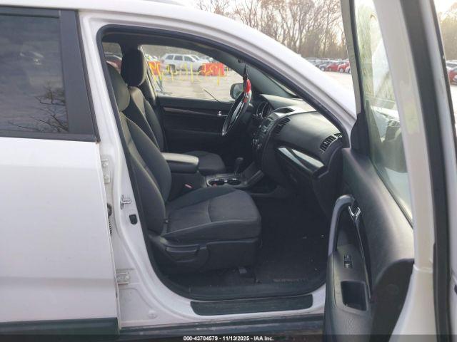 Kia Sorento Lx V6 Image 4