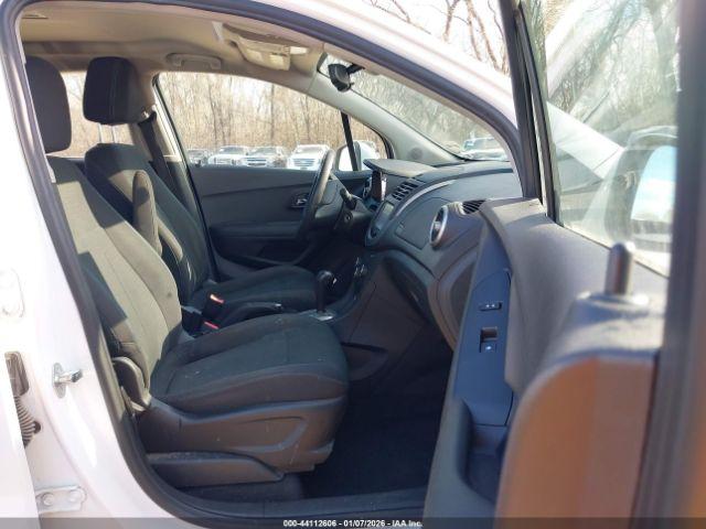 Chevrolet Trax 1ls Image 9