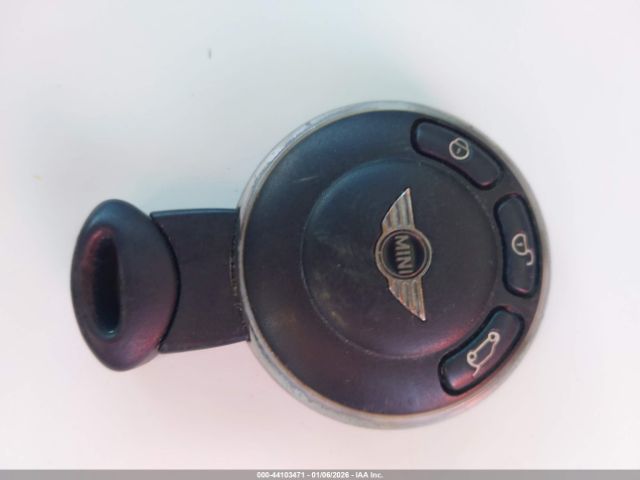 MINI Cooper S Image 2