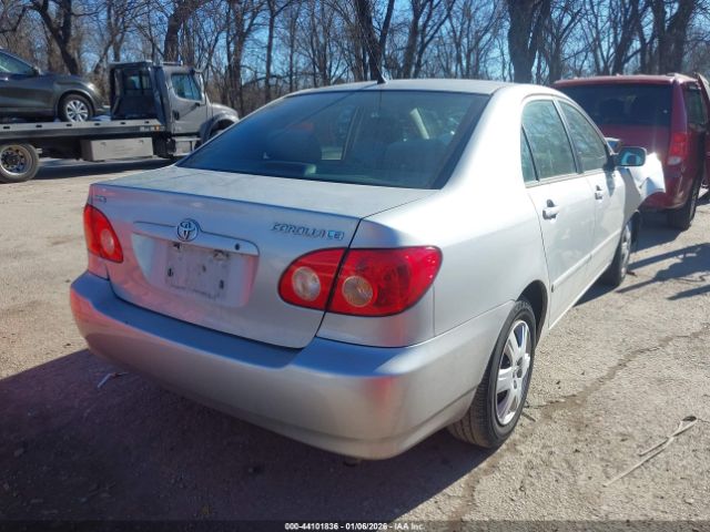 Toyota Corolla Le Image 9