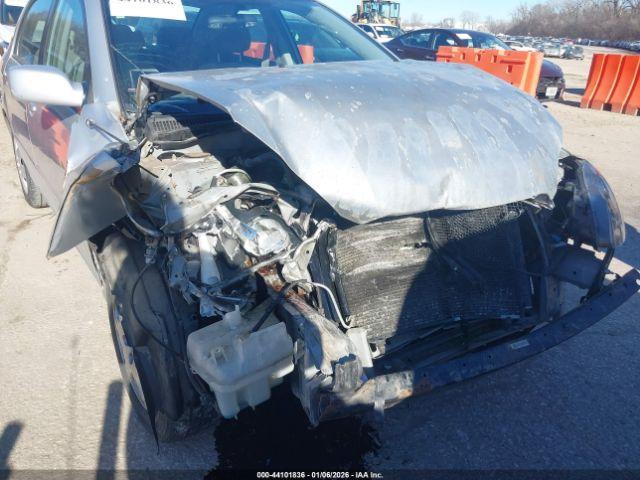 Toyota Corolla Le Image 11