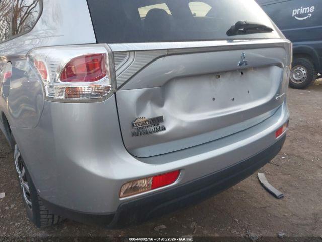 Mitsubishi Outlander Es Image 4