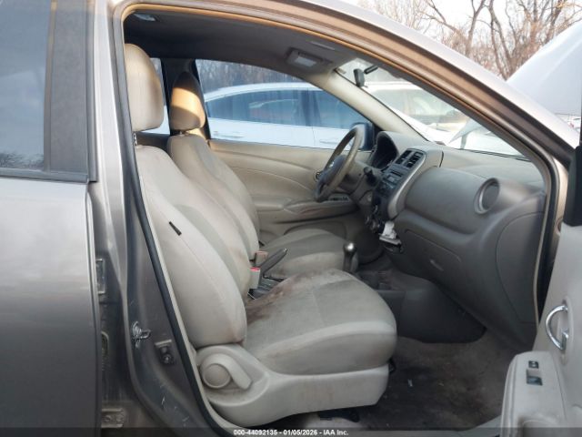 Nissan Versa 1.6 Sv Image 5