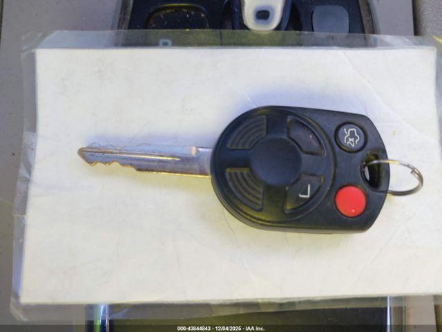 Ford Fusion S Image 10