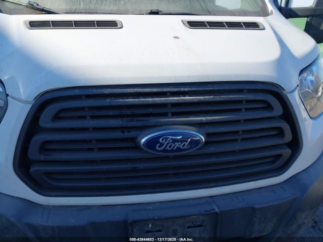 Ford Transit Image 5