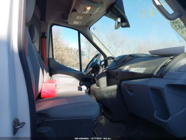 Ford Transit Image 6