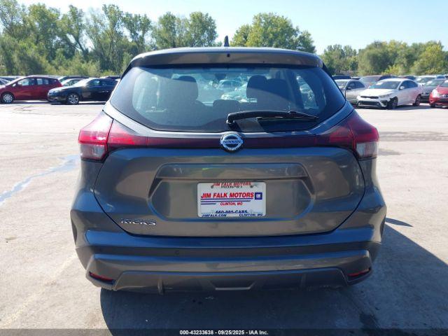 Nissan Kicks S Xtronic Cvt Image 2