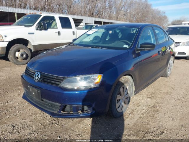 Volkswagen Jetta 2.0l S Image 4