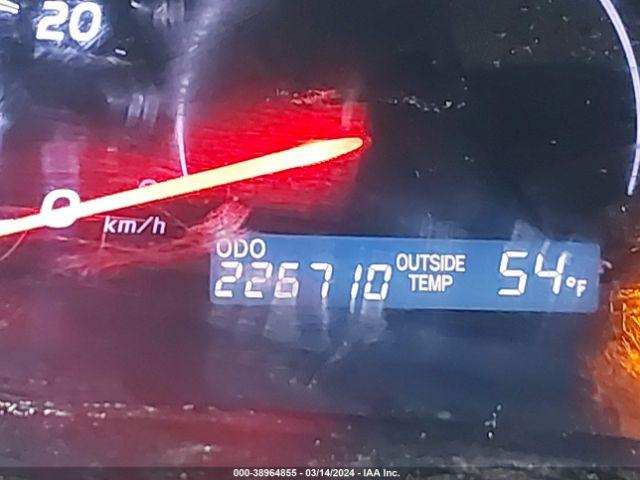 Toyota Camry Image 11