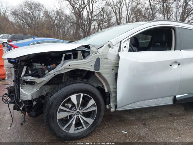 Nissan Murano Sv Intelligent Awd Image 6