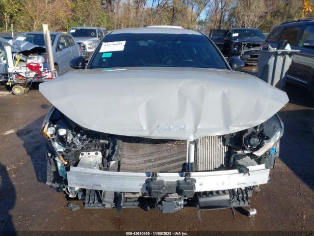 Kia K5 Gt-line Image 17