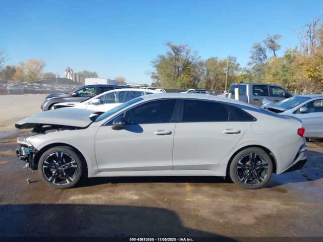 Kia K5 Gt-line Image 4