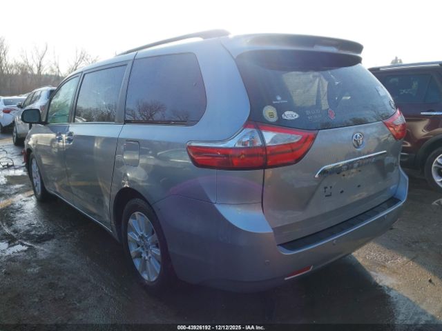 Toyota Sienna Limited Premium 7 Passenger Image 13